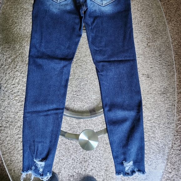 KanCan Signature High Rise Ankle Skinny Jeans (26) - Picture 3 of 4